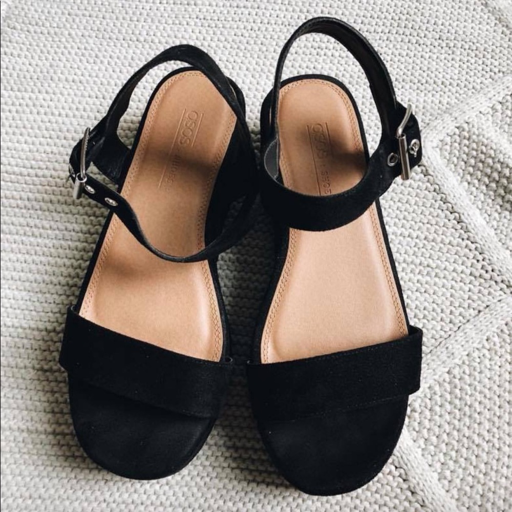 Black platform shoes